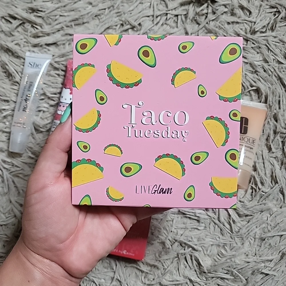 Beauty Bundle Taco Tuesday Eyeshadow Palette Clinique Moisture Surge Lips Eyes ✨
